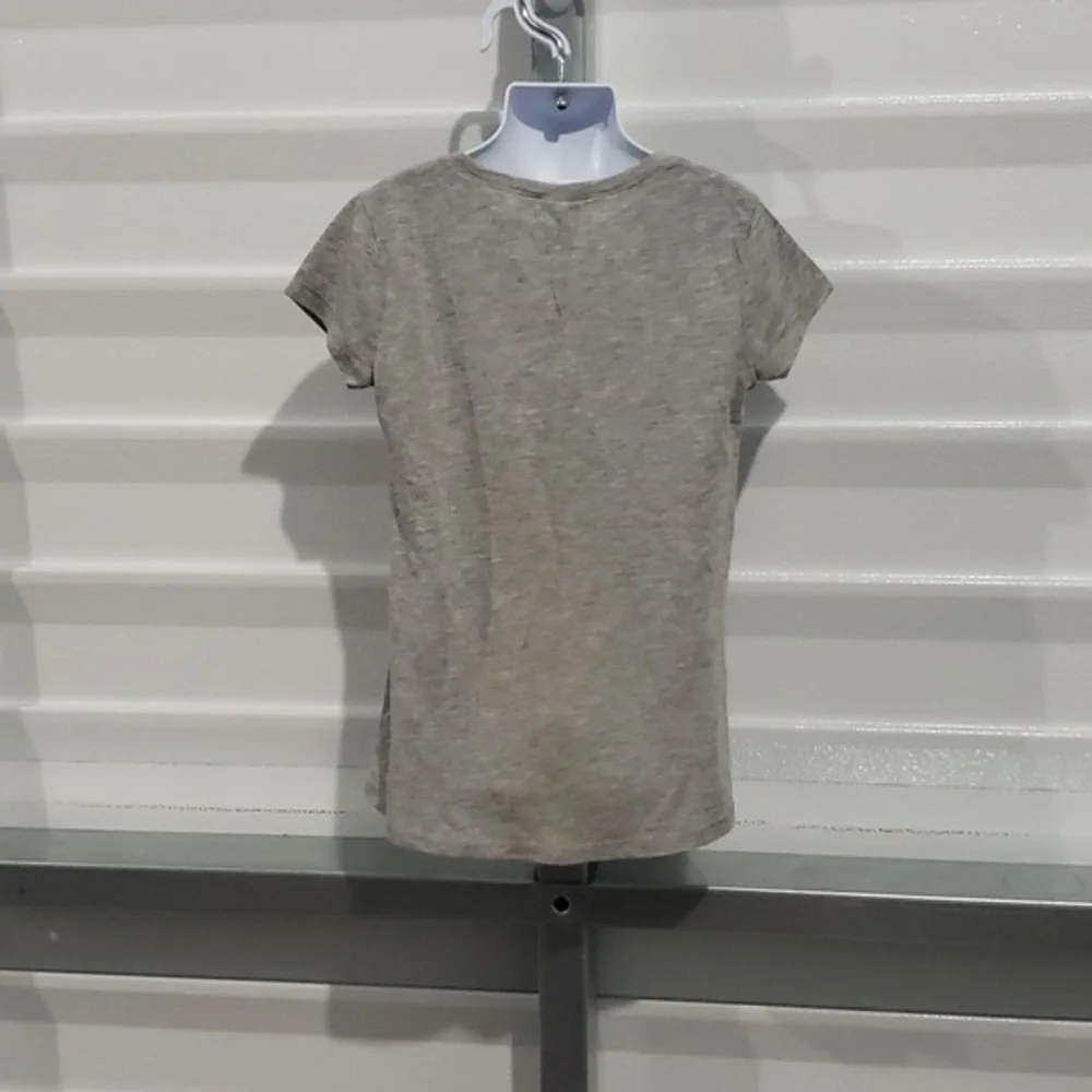 Justice T- shirt Size 8‎